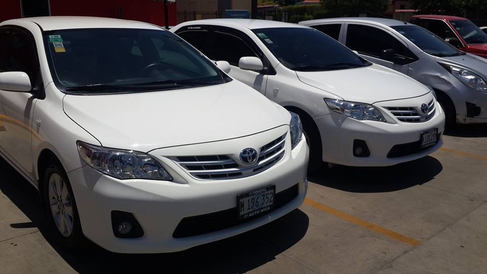 3 corollas